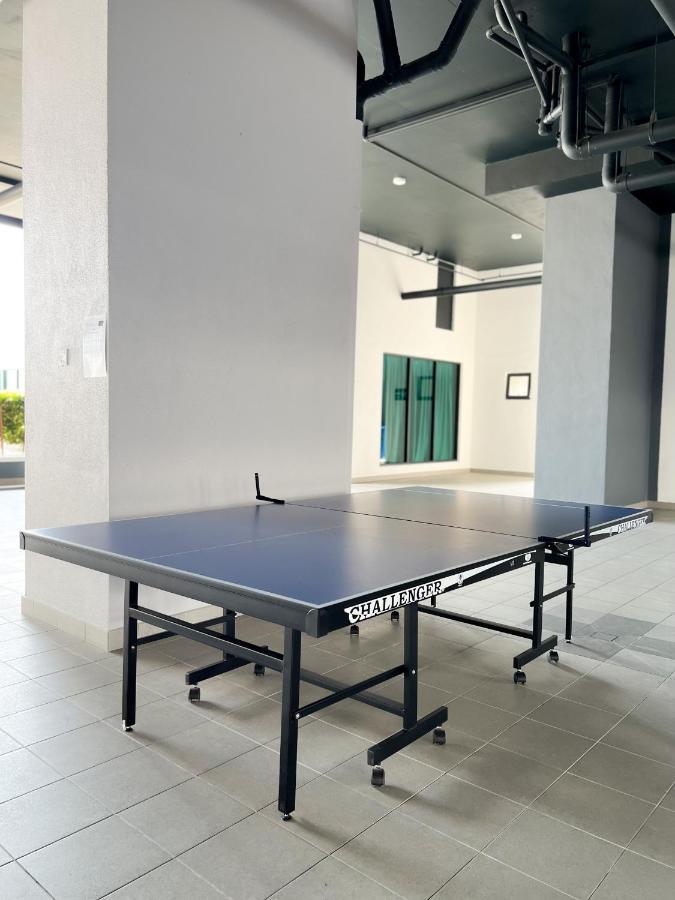 Aurora Vista Homestay Bangi At Vista Bangi With Wifi Netflix Gym Sauna Coway Swimming Pool-River View Kajang Extérieur photo