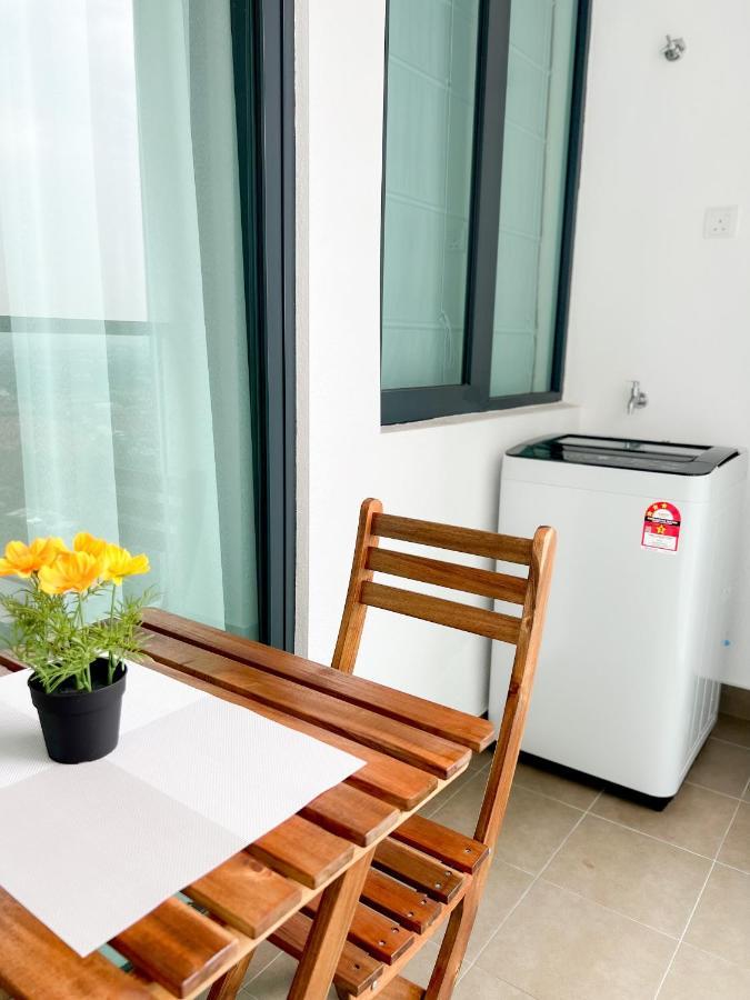 Aurora Vista Homestay Bangi At Vista Bangi With Wifi Netflix Gym Sauna Coway Swimming Pool-River View Kajang Extérieur photo