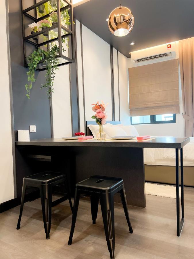 Aurora Vista Homestay Bangi At Vista Bangi With Wifi Netflix Gym Sauna Coway Swimming Pool-River View Kajang Extérieur photo